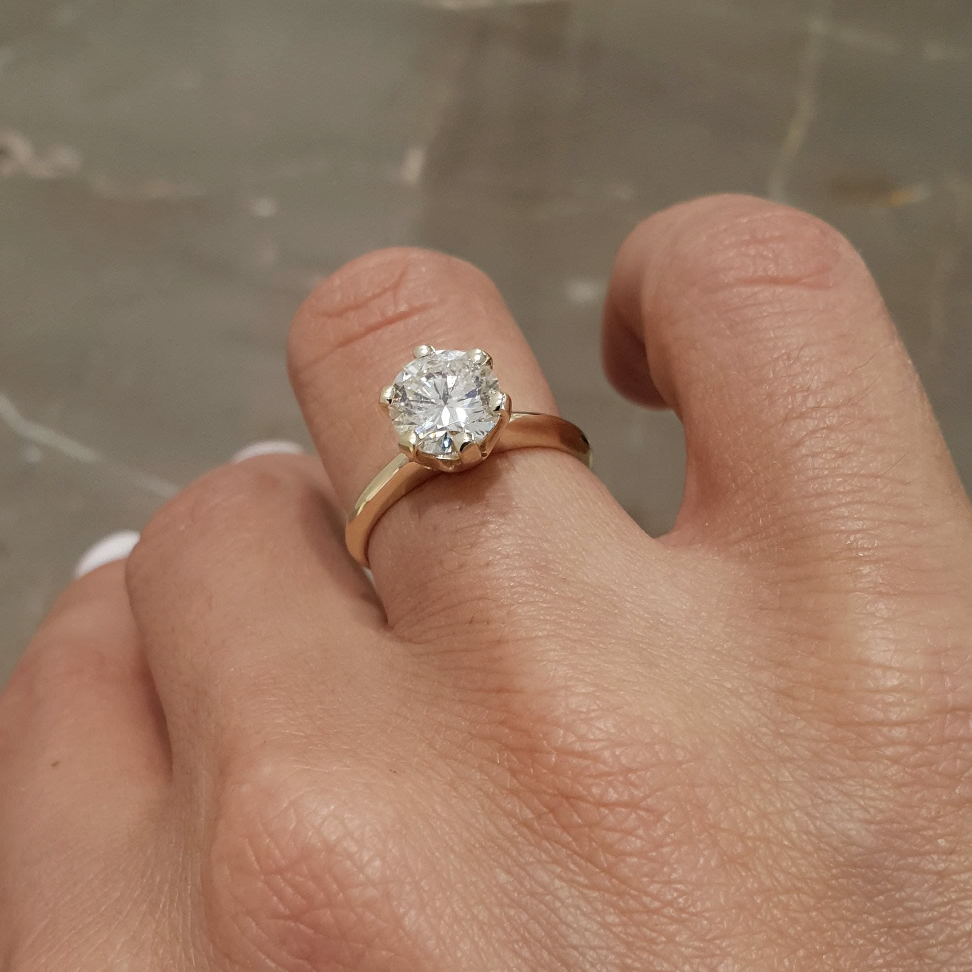 Alexis Diamond Engagement Ring -18K Yellow Gold